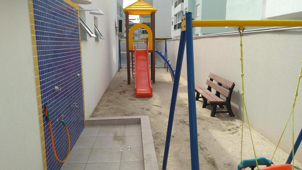 Apartamento Frente Para A Piscina A Uma Quadra Da Praia Флоріанополіс Екстер'єр фото