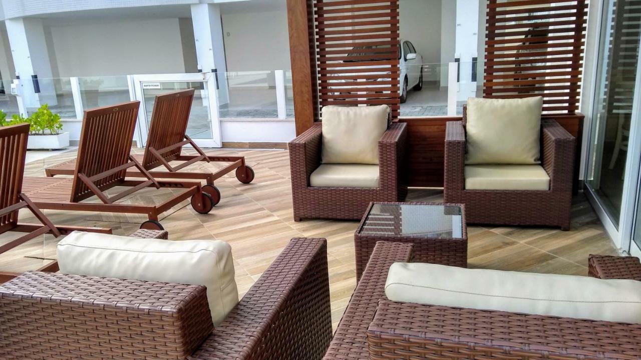 Apartamento Frente Para A Piscina A Uma Quadra Da Praia Флоріанополіс Екстер'єр фото