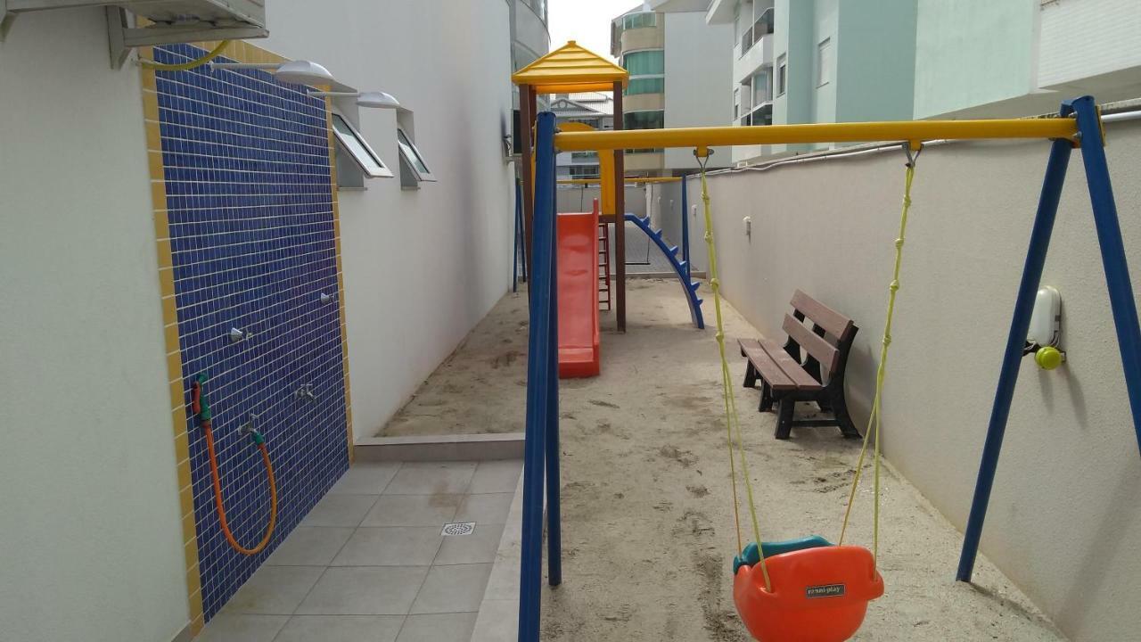 Apartamento Frente Para A Piscina A Uma Quadra Da Praia Флоріанополіс Екстер'єр фото